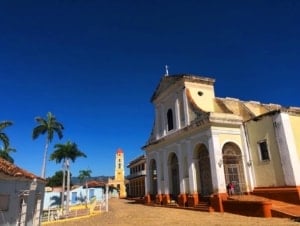Plaza-mayor-trinidad-tours