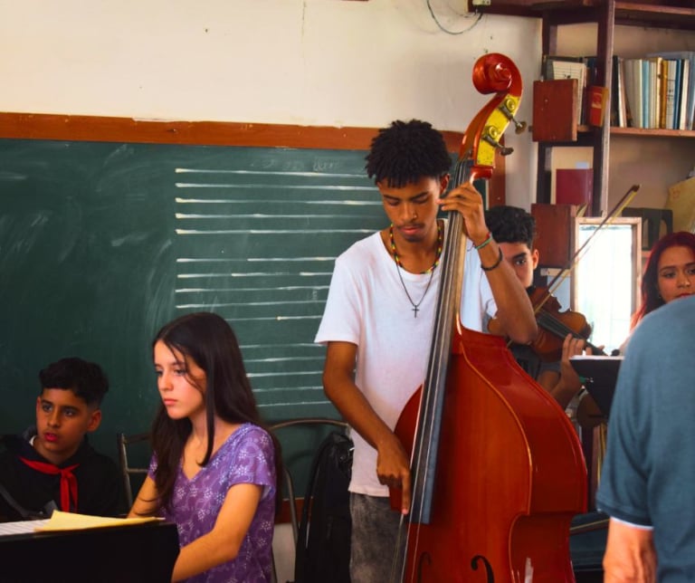 Young musicians in Havana, from the HMT photo archive