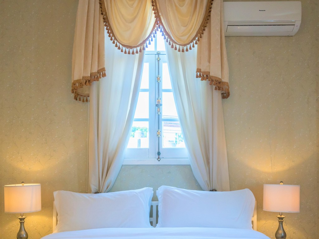 Private room prepared for guests in Havana